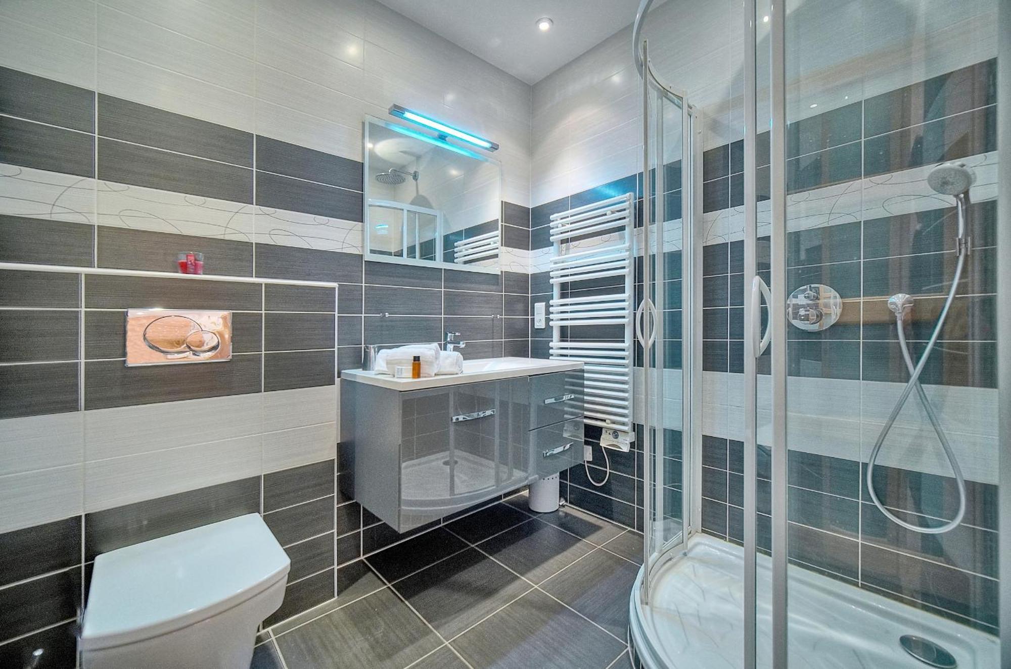Moderne 3 Pieces Idealement Situe Centre De Cannes L! A2B22 外观 照片